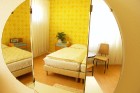 Hostelis, sugrąžinantis savo svečius į praeitį - Foto