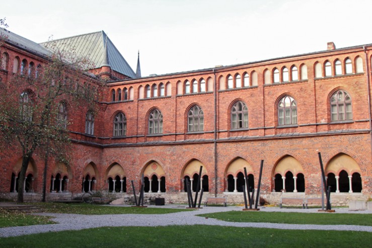 Riga-Cathedral-Inner-Courtyard 